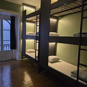 Hostal Party Zone, Lisboa
