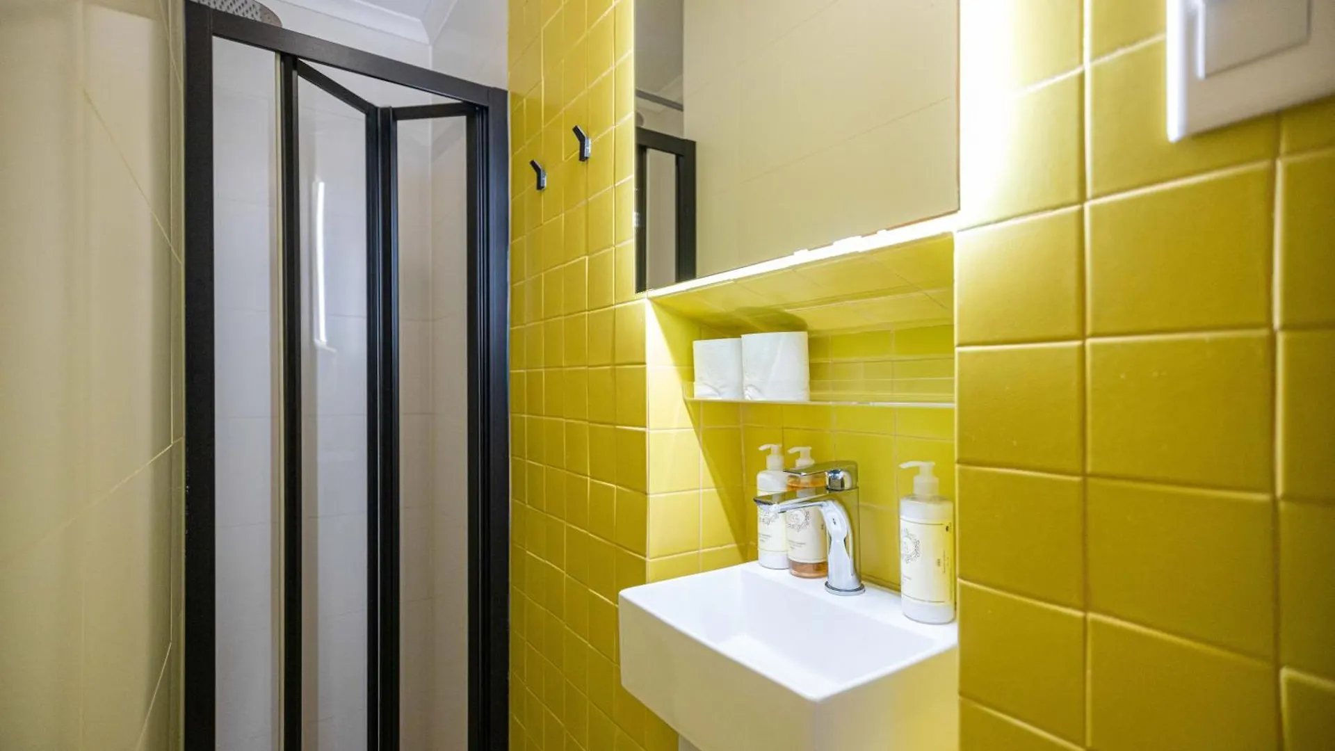 Отель Local House Лиссабон Гостевой дом